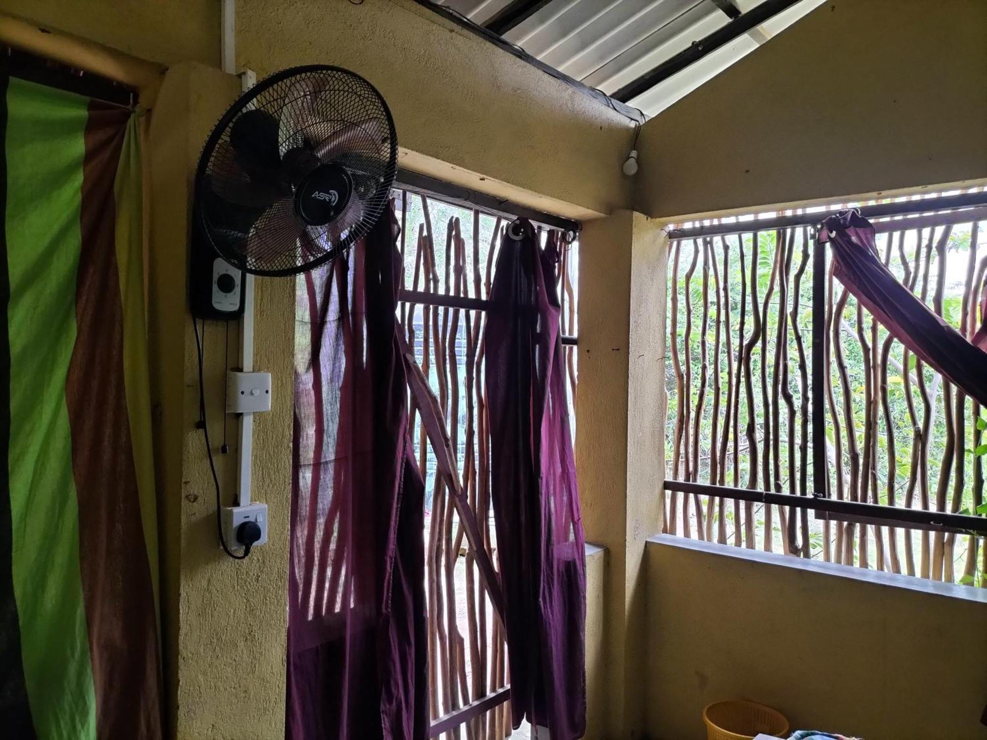 Yala Ying Yang Hostel & Camping エクステリア 写真